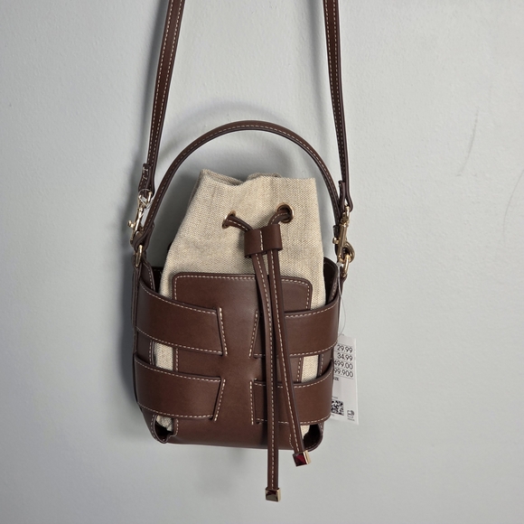 H&M Crossbody Bucket Bag in brown. - Picture 2 of 7